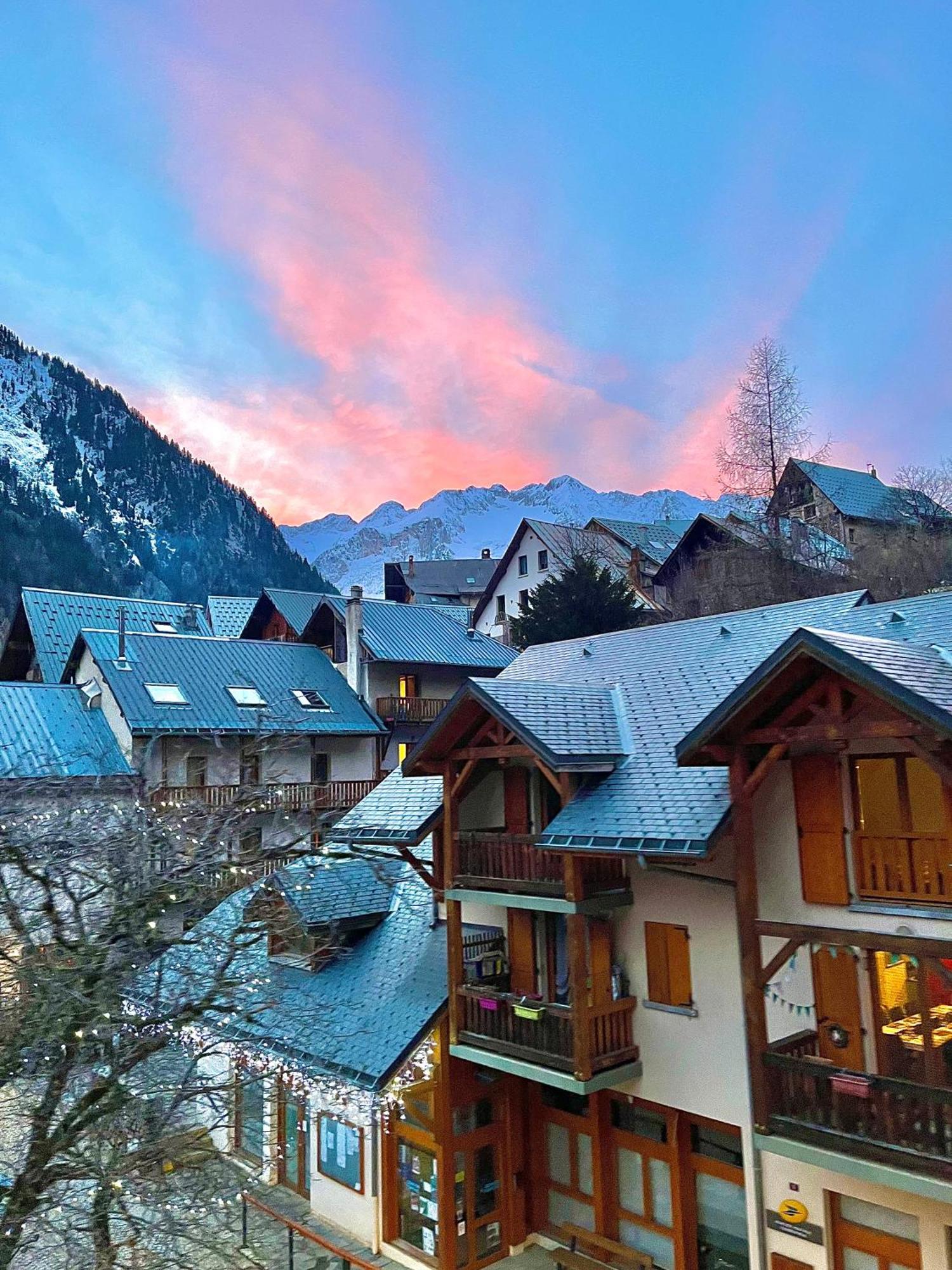 La Grange St. Cyprien, Venosc - Les Deux Alpes Villa Exterior photo